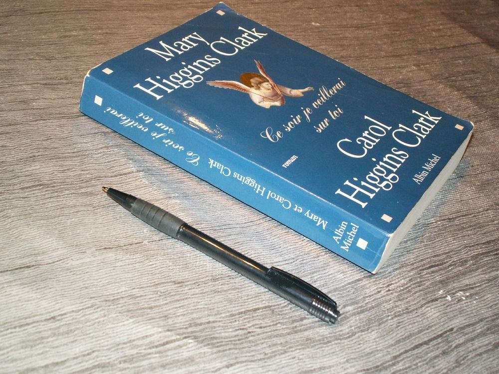 Ce soir je veillerai sur toi (M &amp; C Higgins Clark)
Livres et BD