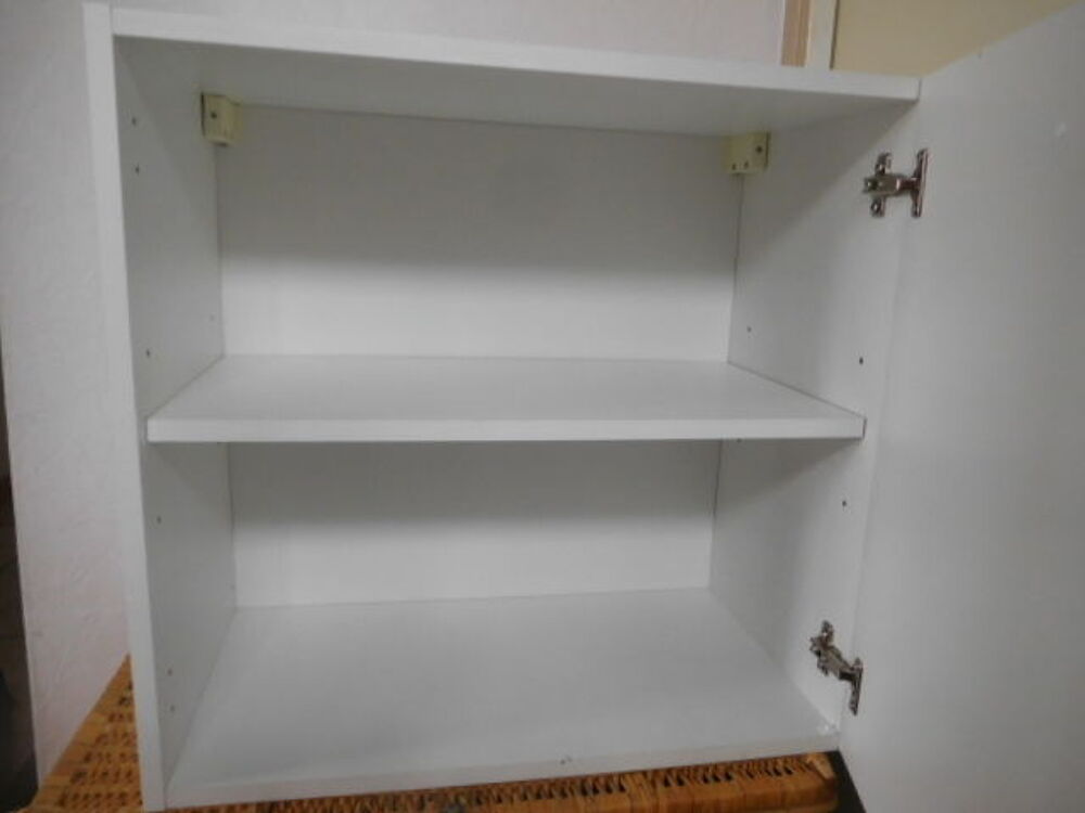  meuble de cuisine blanc mat, en tr&egrave;s bon &eacute;tat Meubles