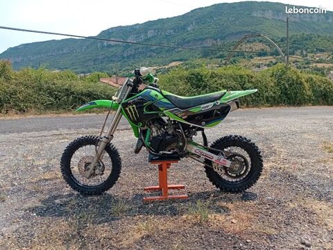 Moto KAWASAKI 2011 occasion Millau 12100