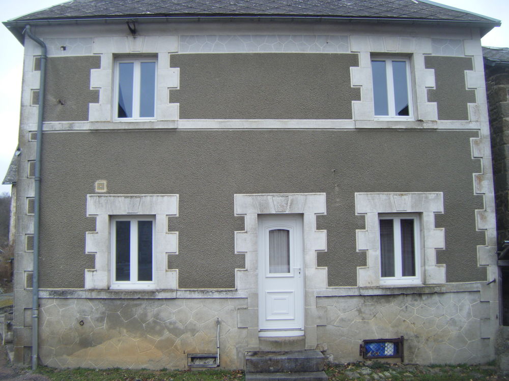 Vente Maison maison d'habitation avec grange Saint-merd-la-breuille