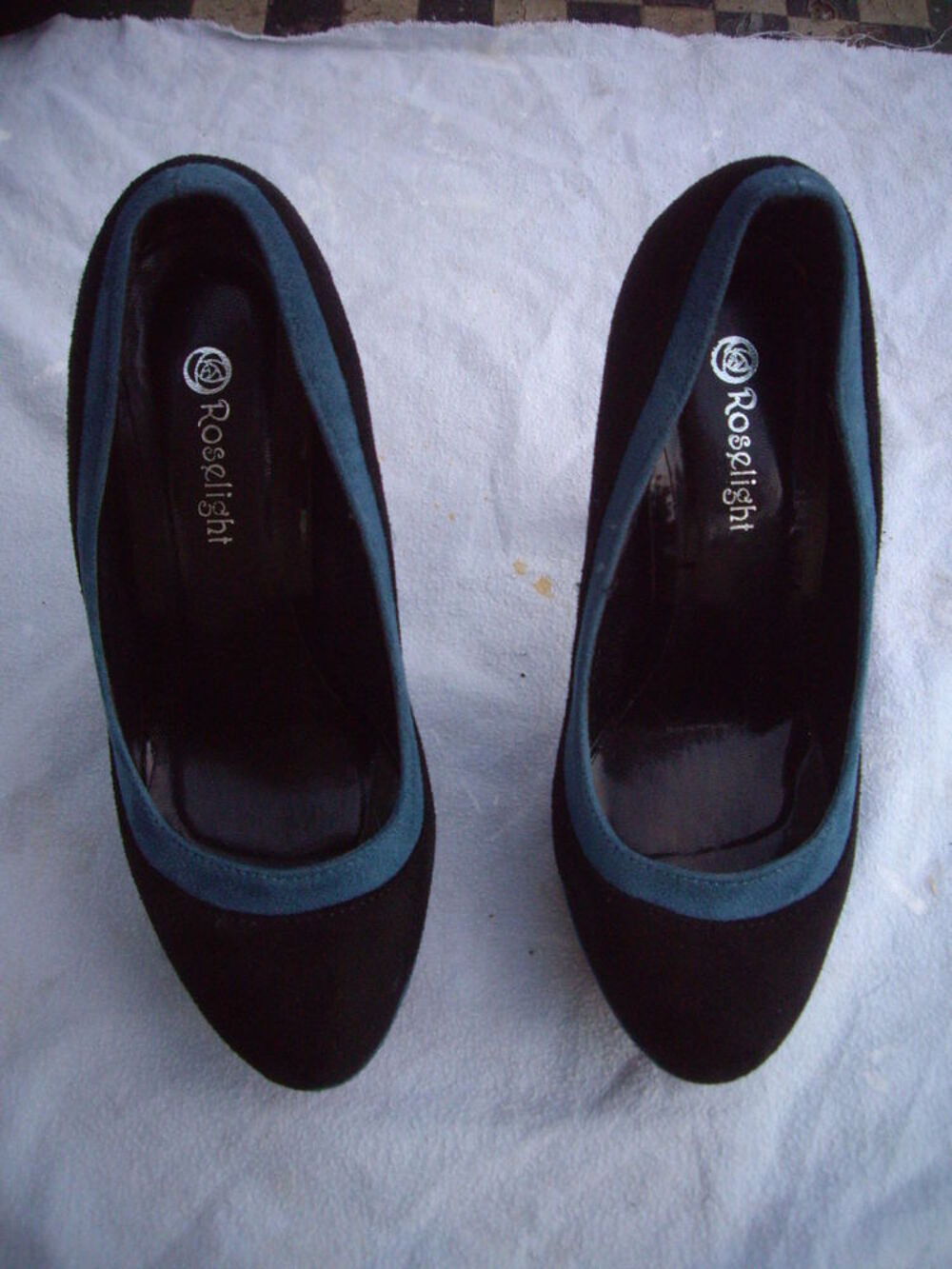 Escarpins Tricolore talons 14 cm-pt 39-neuf &agrave; 15 € Chaussures