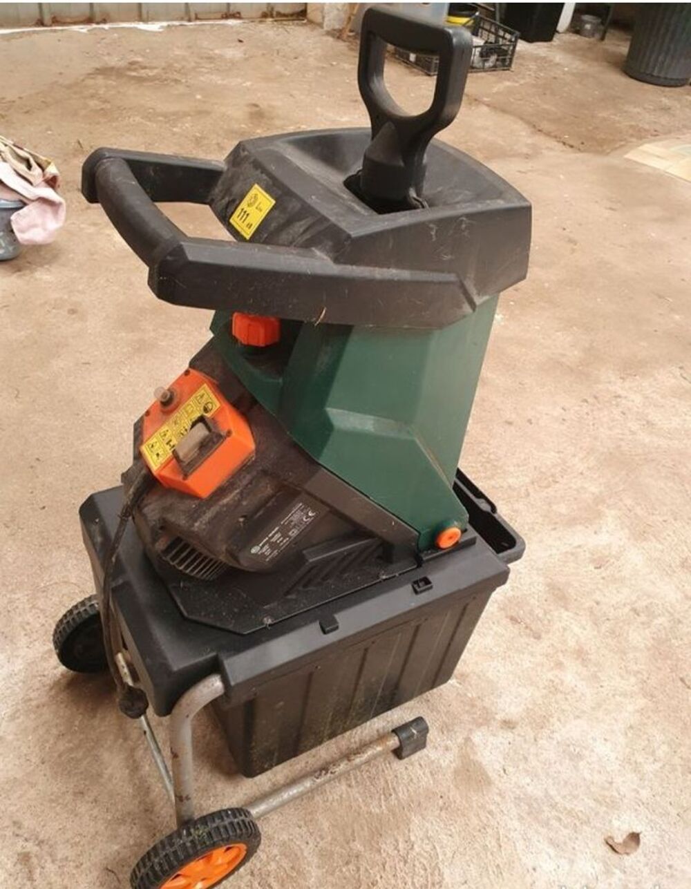 Broyeur v&eacute;g&eacute;taux Jardin