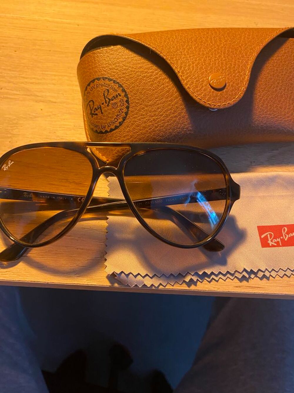 paire de lunette ray-ban Bijoux et montres