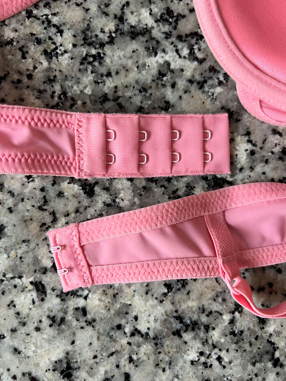 Soutien-Gorge Rose Taille 90B ? Neuf ? Haute Qualit&eacute; V�tements