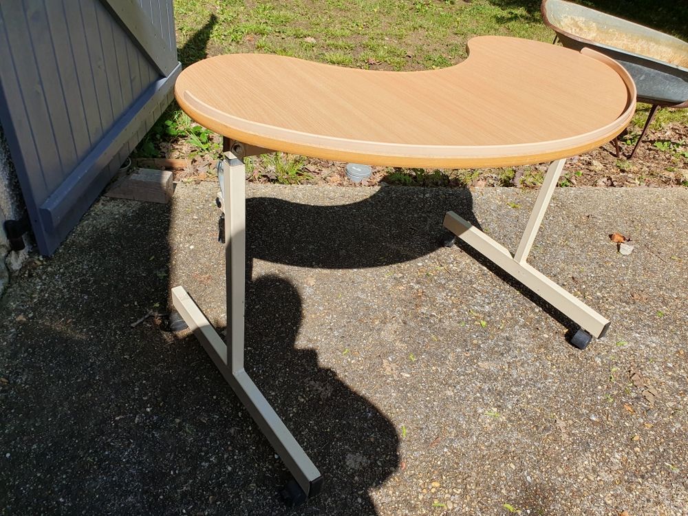 table pour fauteuil Meubles
