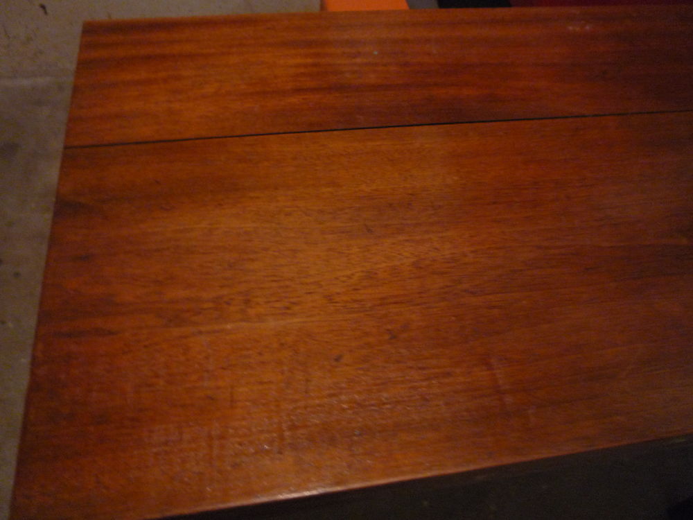 Table/bureau Meubles
