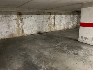  Parking / Garage  louer 14 m