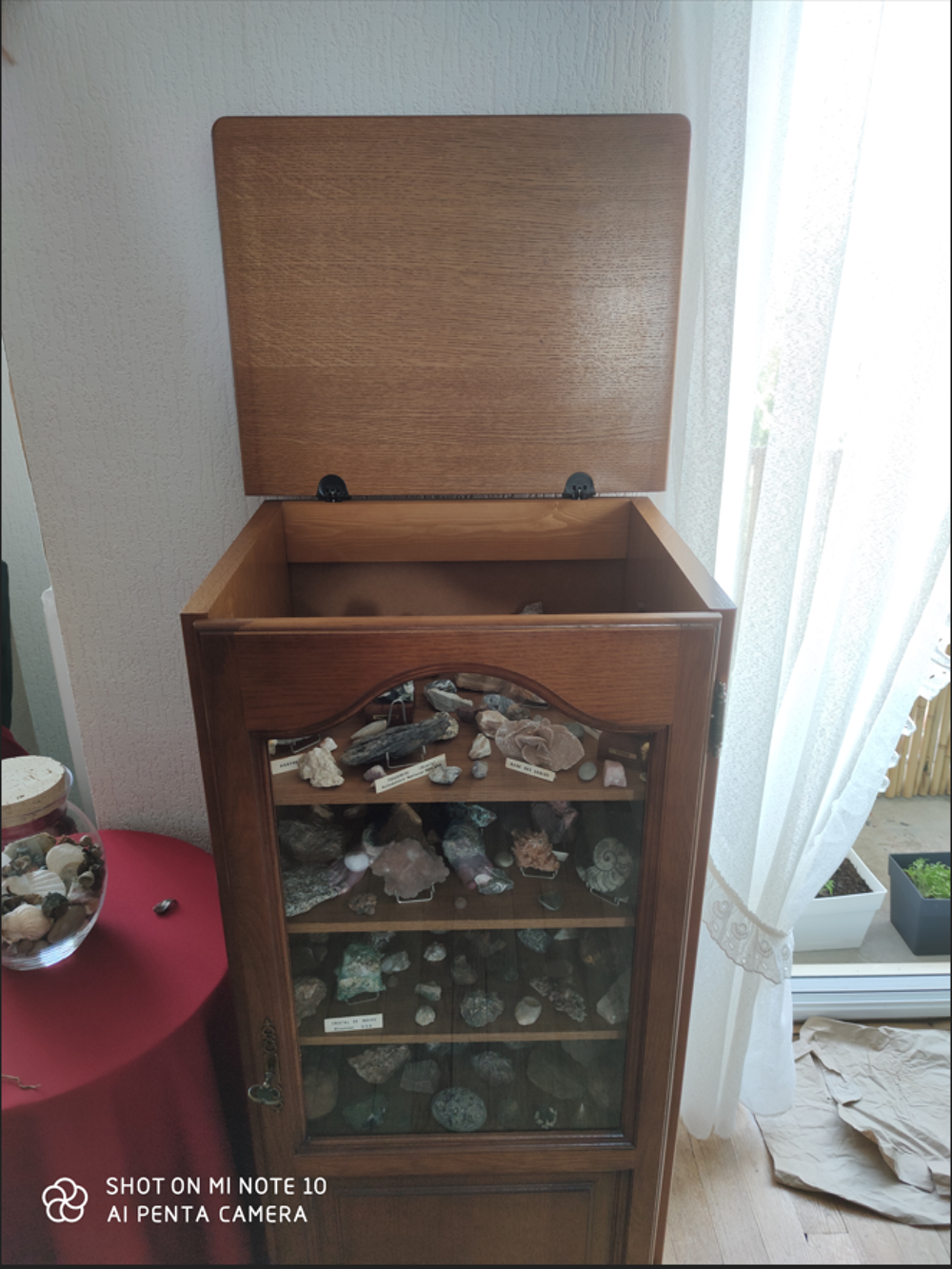 vitrine ch&ecirc;ne clair Meubles