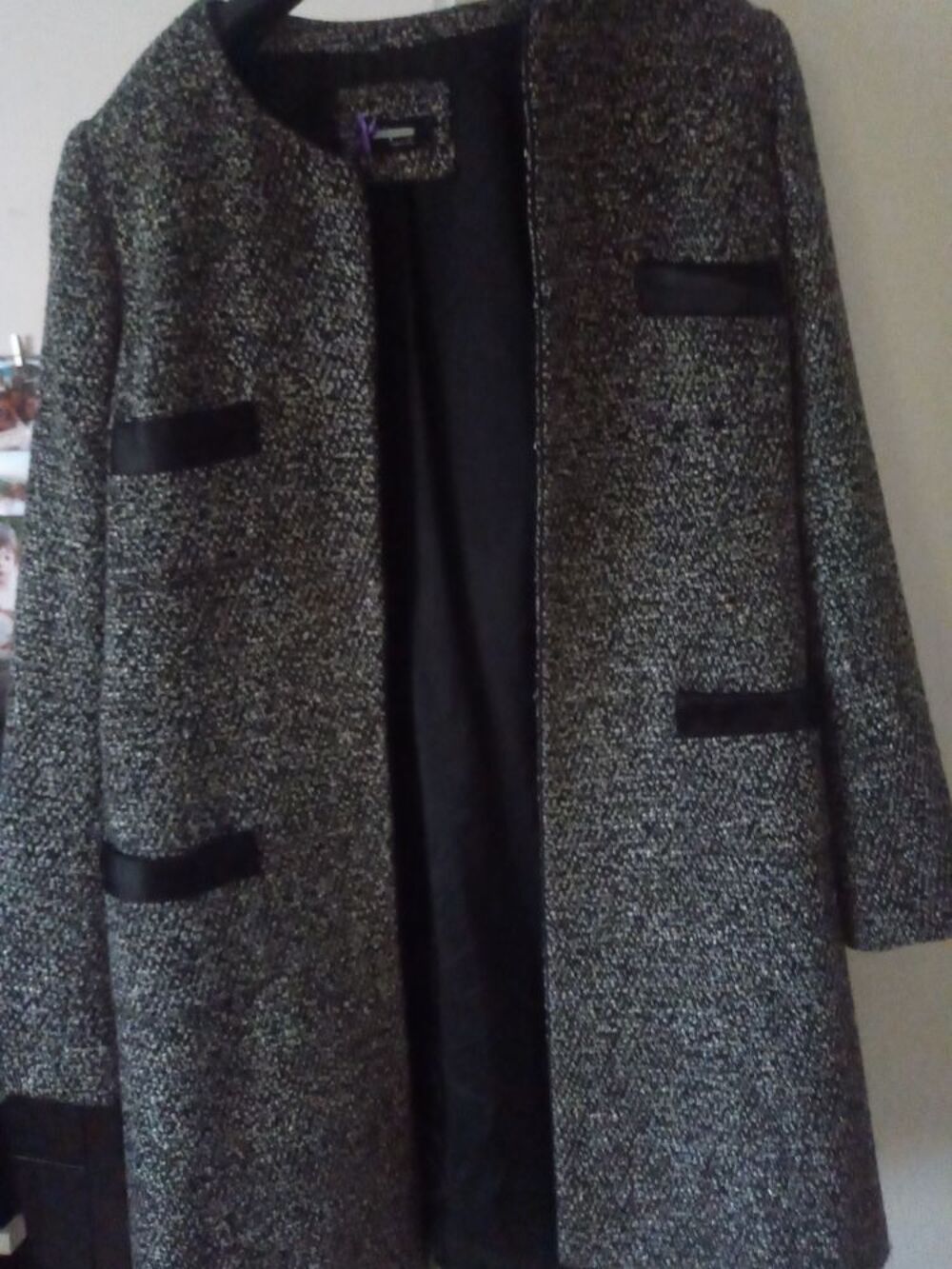  manteau femme neuf en double 
Vêtements