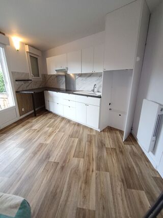  Appartement à louer 1 pièce 16 m²