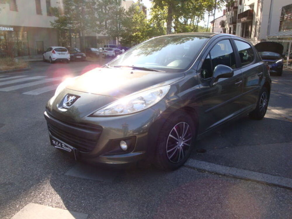 207 1.4 VTi 95ch Premium 2010 occasion 69580 Sathonay-Camp