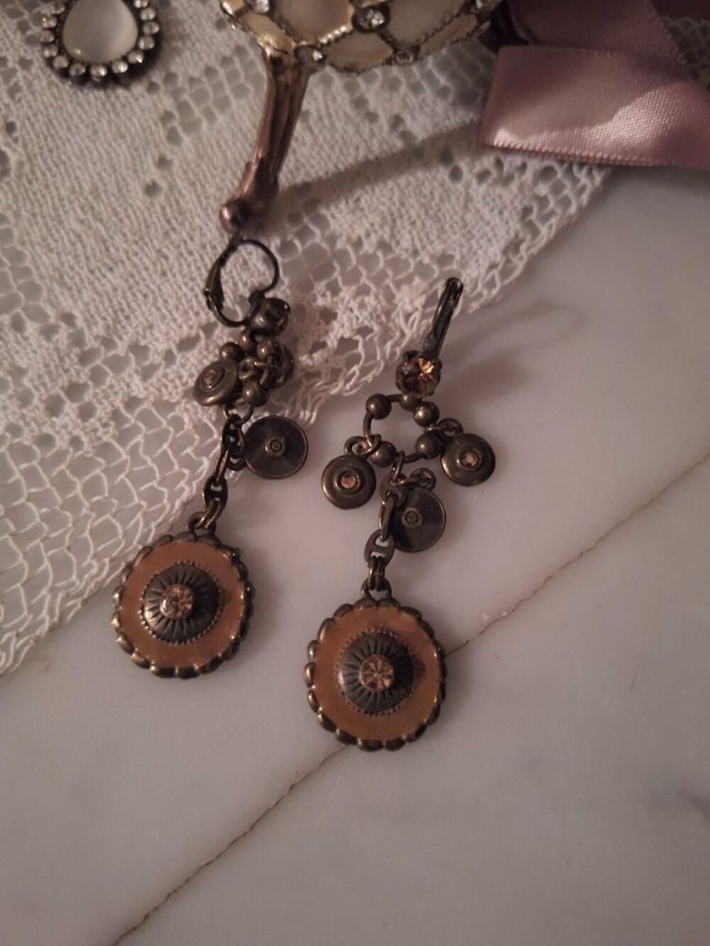 bijoux Axelle cr&eacute;ation collier et boucles d oreille Bijoux et montres