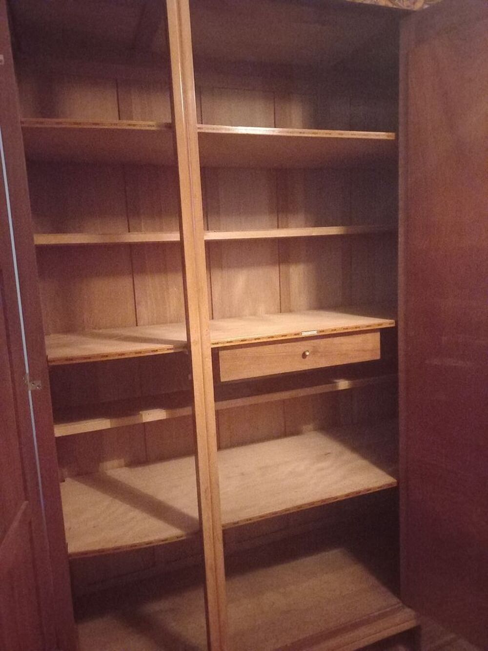 Armoire art et deco Meubles