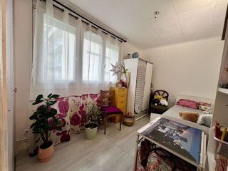  Appartement  vendre 4 pices 82 m
