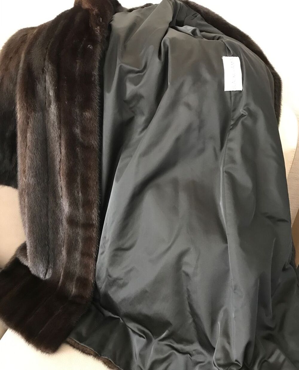 MANTEAU VISON BLAKGLAMA NUMEROTE
Vtements
