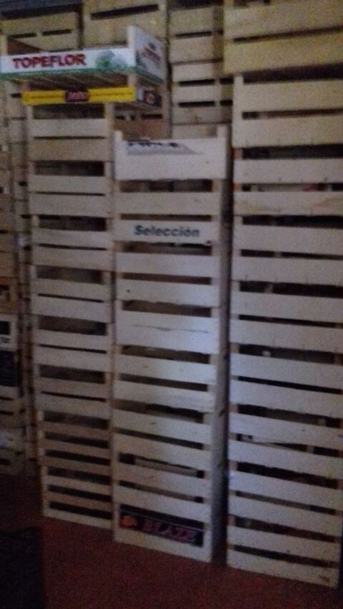 Donne cageot
0 Toul (54)