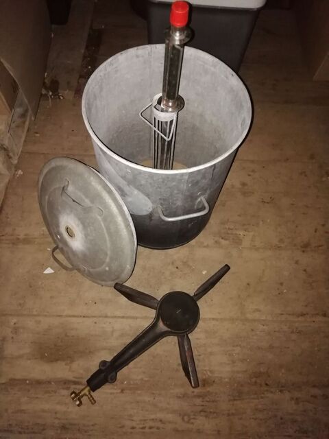 st�rilisateur +tr�pied +bocaux 300 Fouras (17)