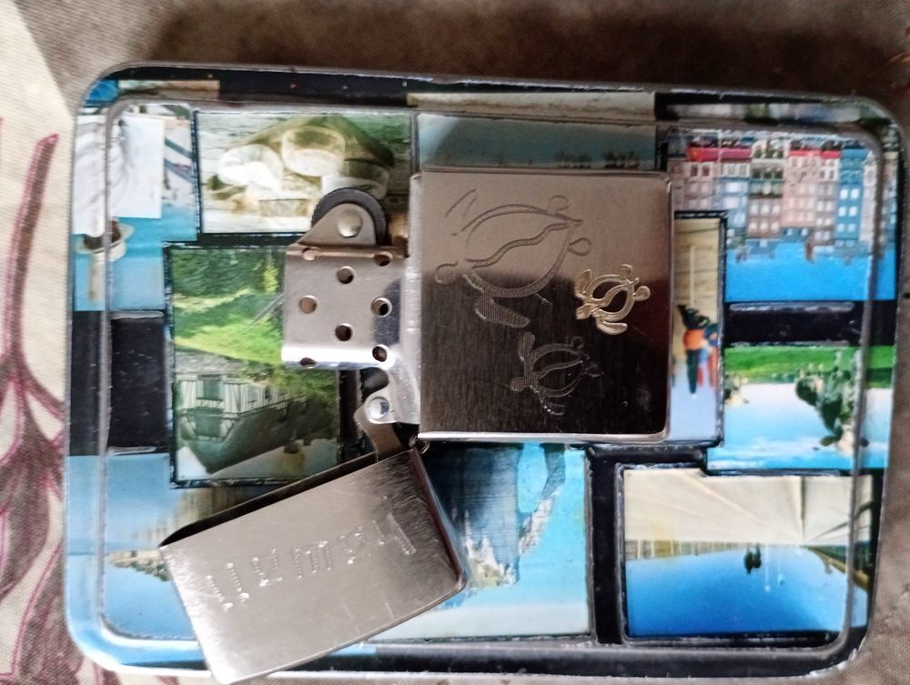 Zippo 2010 Bijoux et montres
