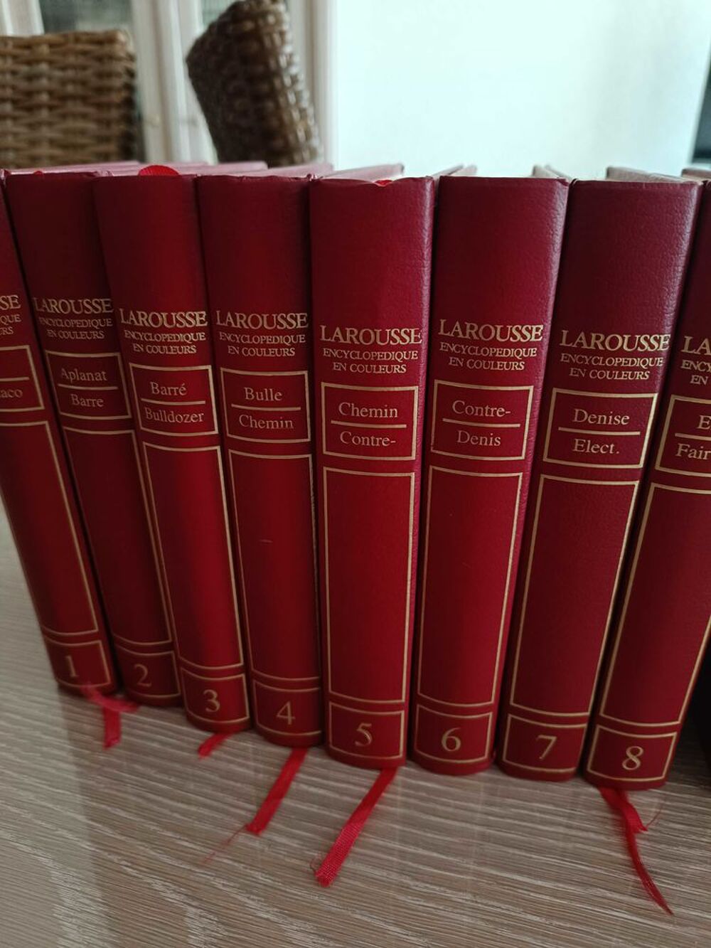 dictionnaire Larousse Livres et BD