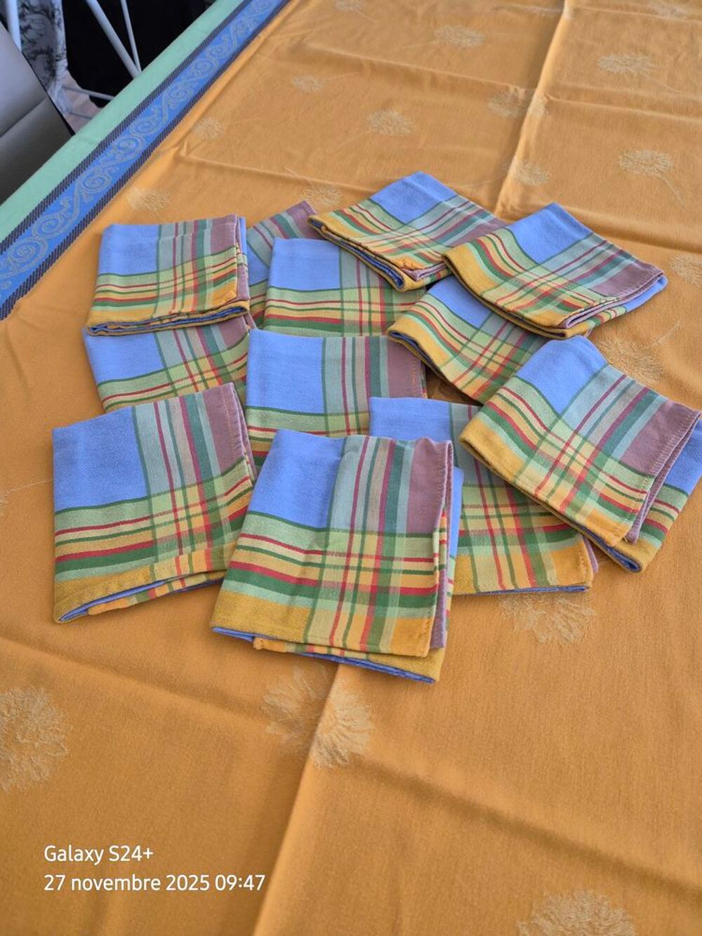 NAPPE &amp; SES 12 SERVIETTES Décoration