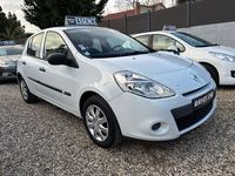 Annonce voiture Renault Clio III 5990 