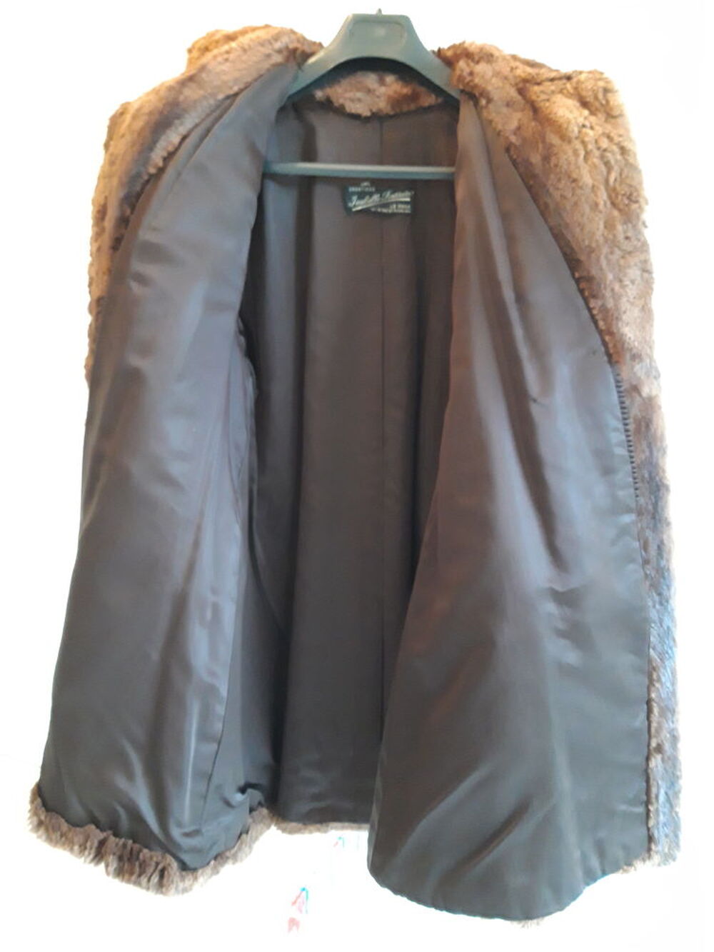 Manteau 3/4 de Fourrure V&eacute;ritable en Ondatra Vêtements