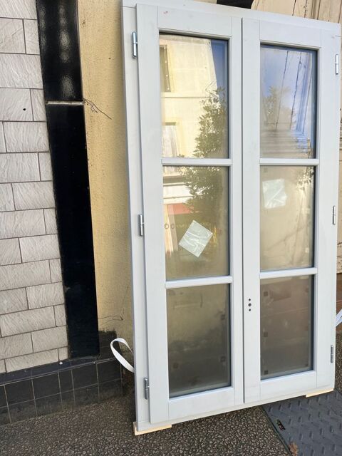 Fen�tres neuves bois blanc 157x88 / 2�battants de 3�carreaux 205 Decazeville (12)