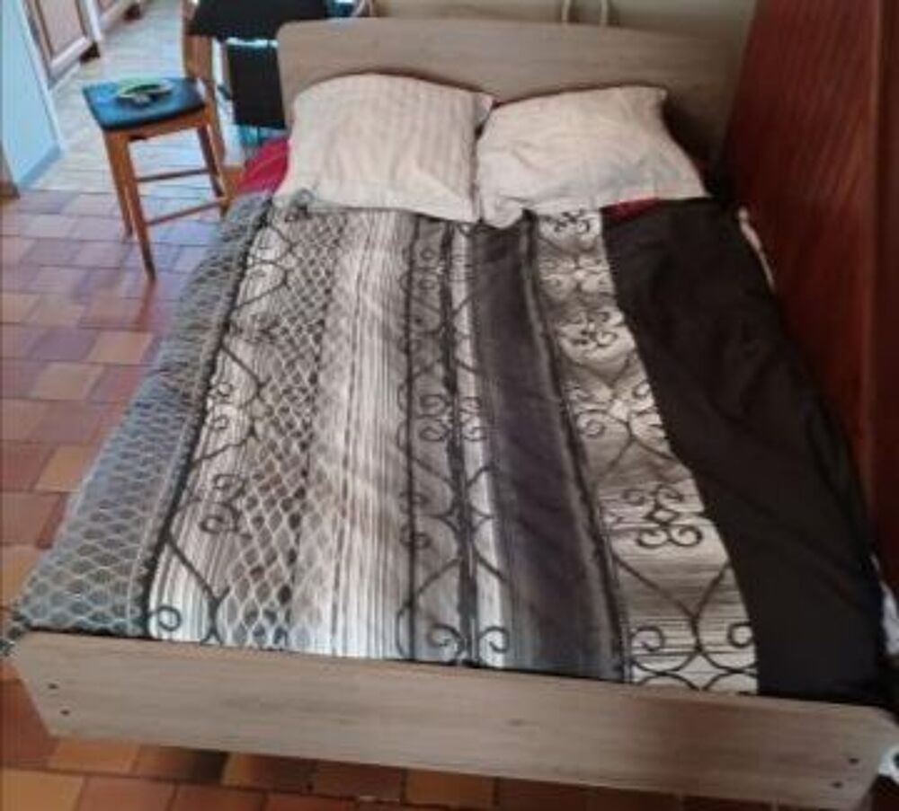 Lit articul&eacute; &eacute;lectrique 140 cm Meubles