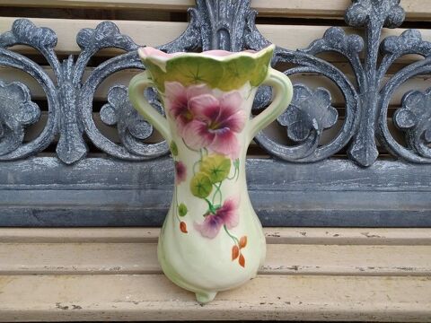 Vase Faence Saint-Clment Dcor Capucines Art Nouveau.  
50 Loches (37)