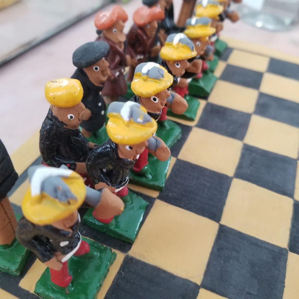 jeu d'&eacute;checs en terre cuite PIECE UNIQUE Jeux / jouets