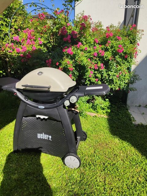 WEBER Barbecue à gaz Q 3000 - Fonte d'acier émaillée - Titan Saint-Martin-d'Hères (38)