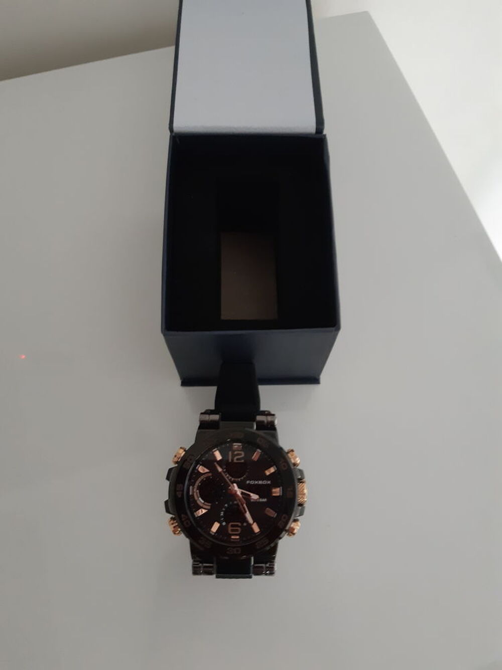 Montre homme - tbe - quasi neuve Bijoux et montres