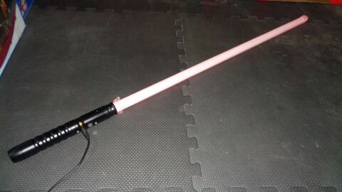 Sabre Laser  Poigne mtal 35 Villemomble (93)