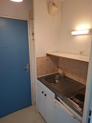  Appartement à louer 1 pièce 17 m² Caen