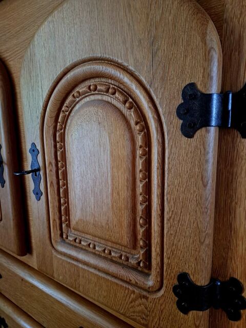 Meuble Bar en ch�ne . 400 Pont-�-Mousson (54)