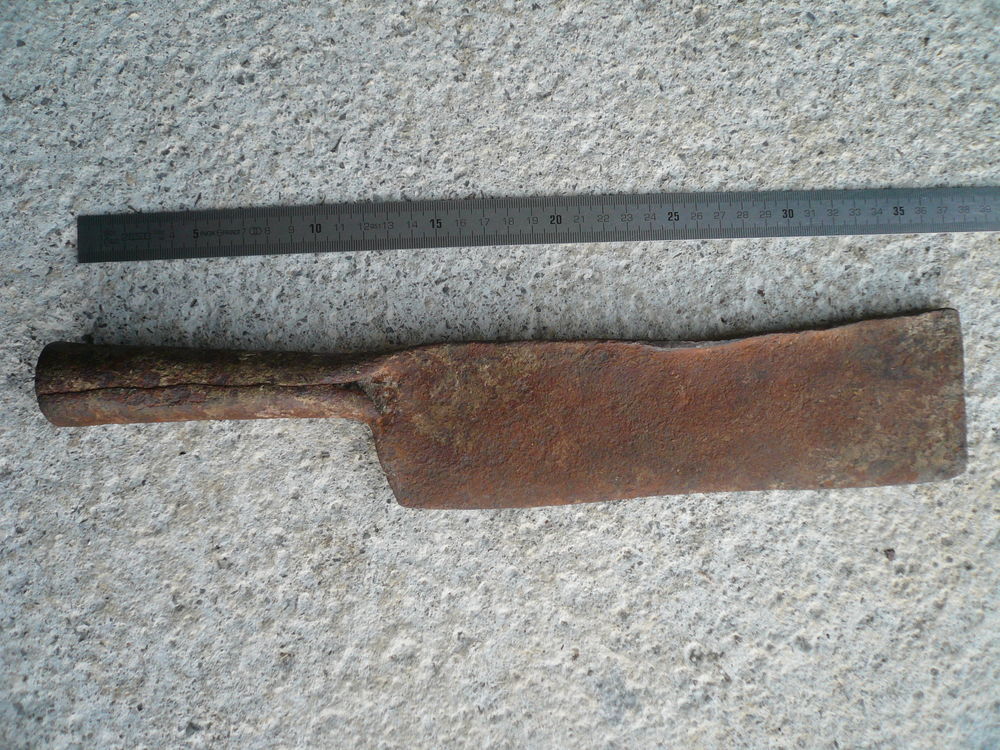 Hachoir tout en fer ancien 37cm 