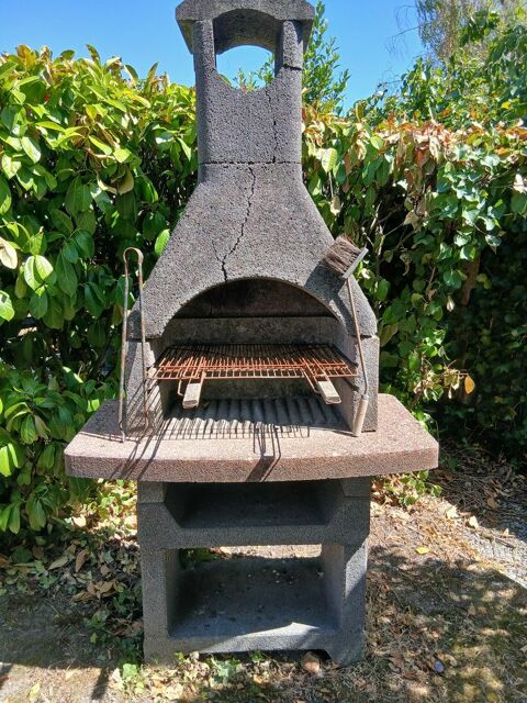 barbecue charbon de bois Saint-Nazaire (44)