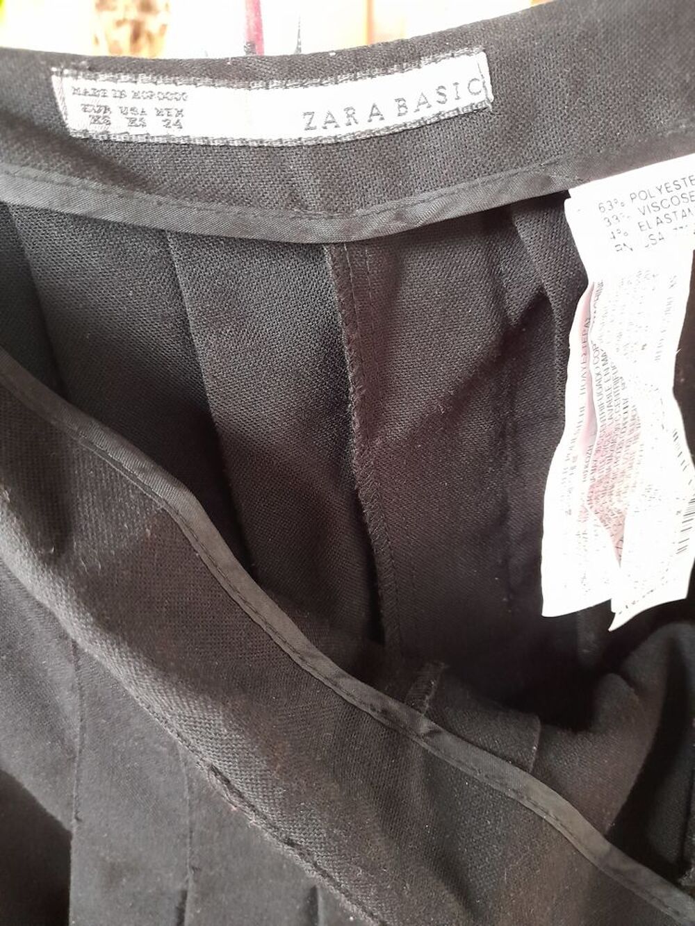 Jupe pliss&eacute;e ZARA taille XS 34/36 Vêtements