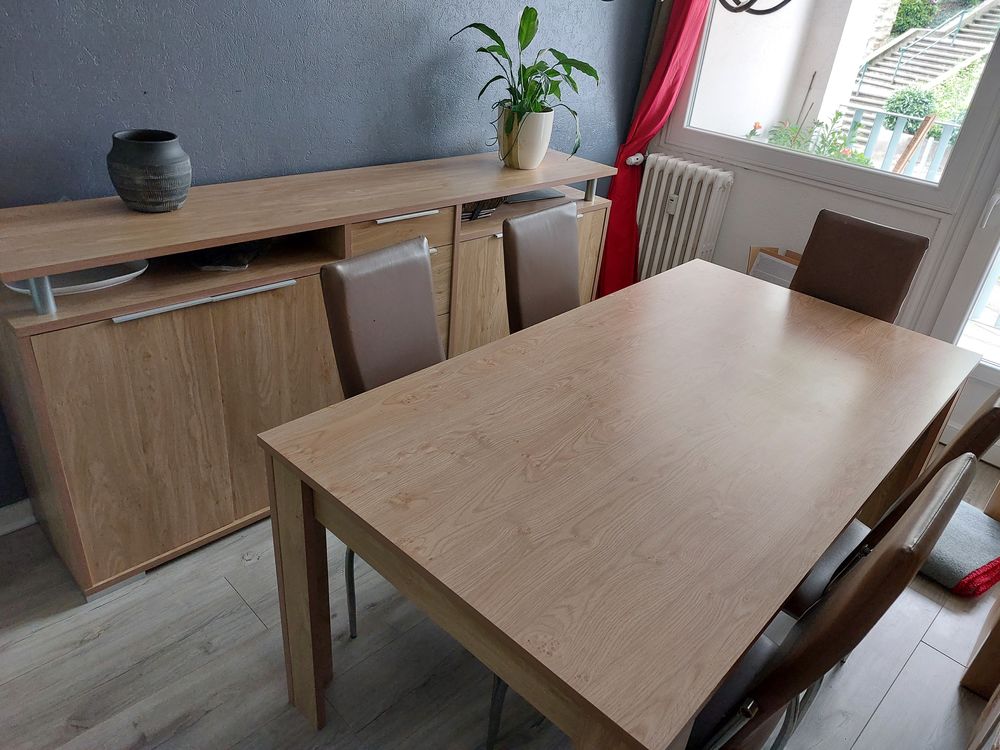 Salle &agrave; manger Meubles