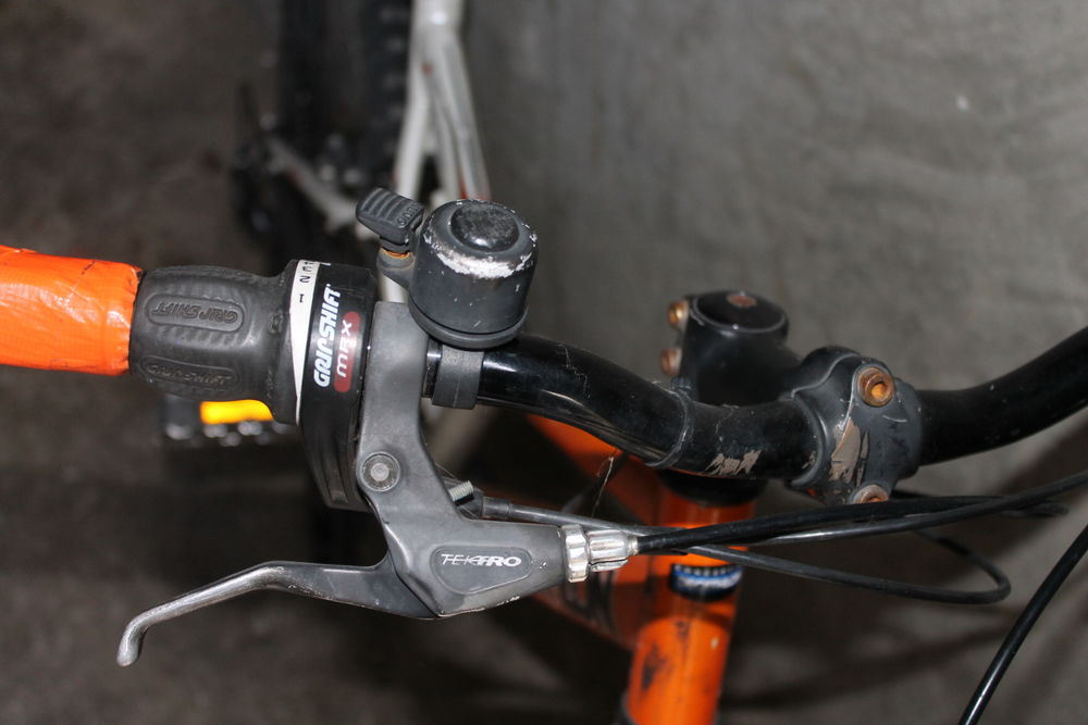 ROCKRIDER 6 FIRE C101 Vélos