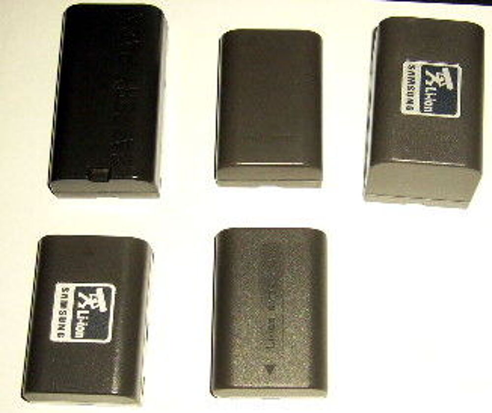 5 batteries pour camescope Samsung Photos/Video/TV