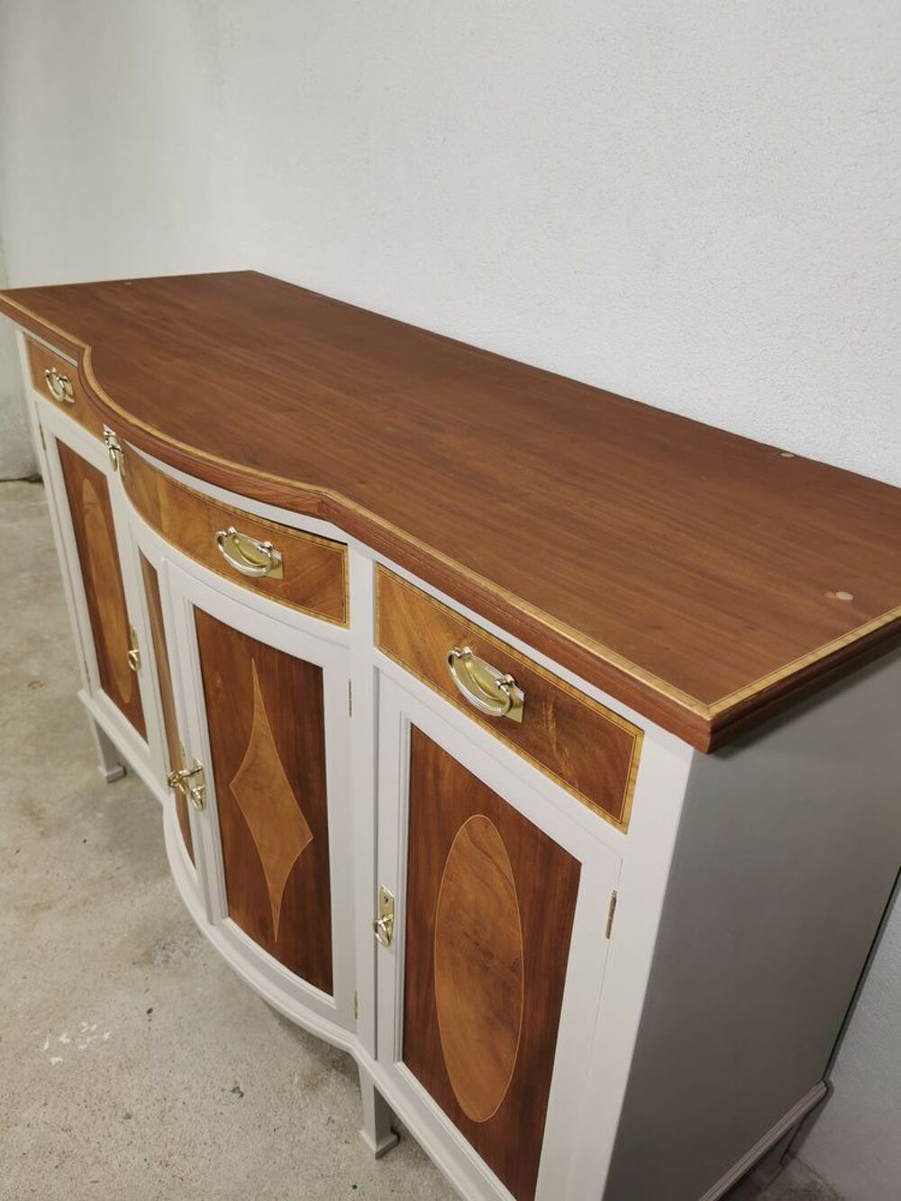  Buffet r&eacute;nov&eacute; Meubles