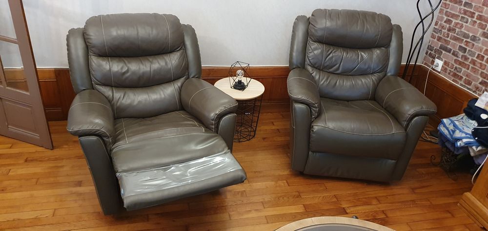 Canap&eacute; cuir + 2 fauteuils 4 relax Meubles