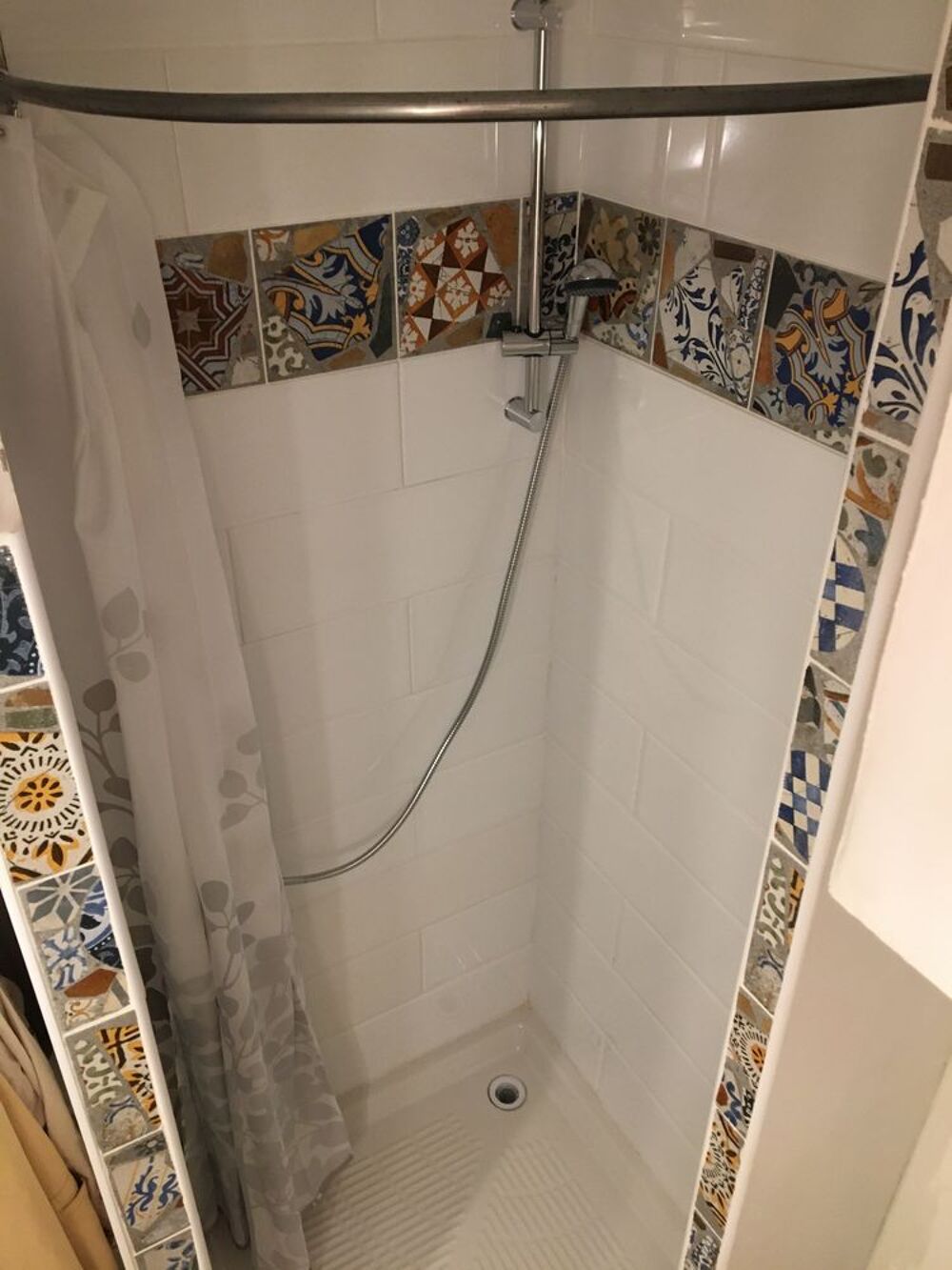 Location Appartement T2 meublé proche palais pape a coté de la Faculté Avignon