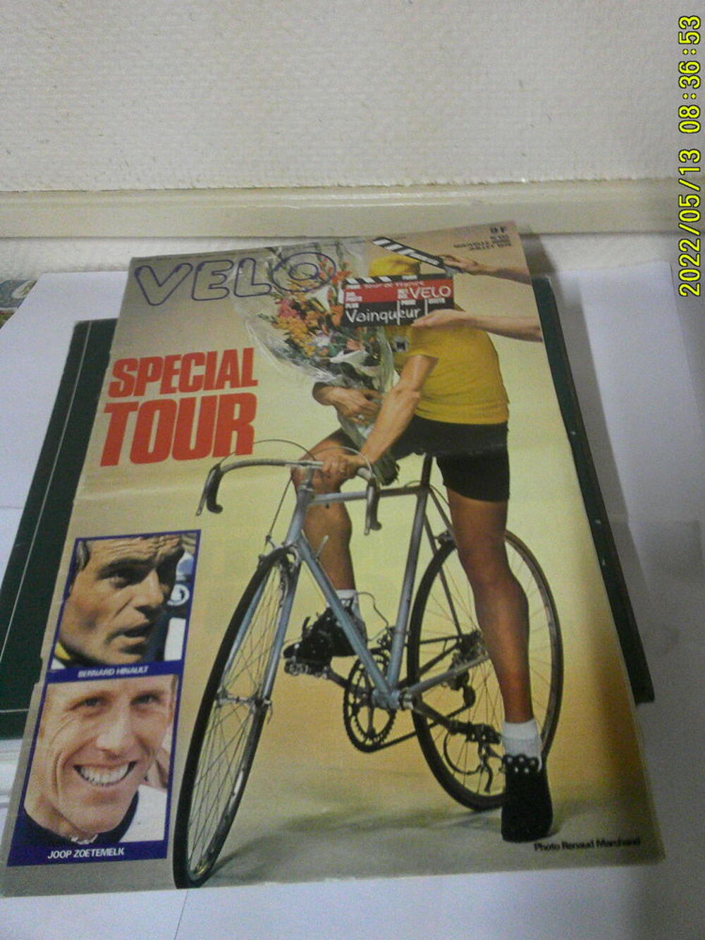 lot de ( 31 ) Revues .. " VELO " anciennes Livres et BD