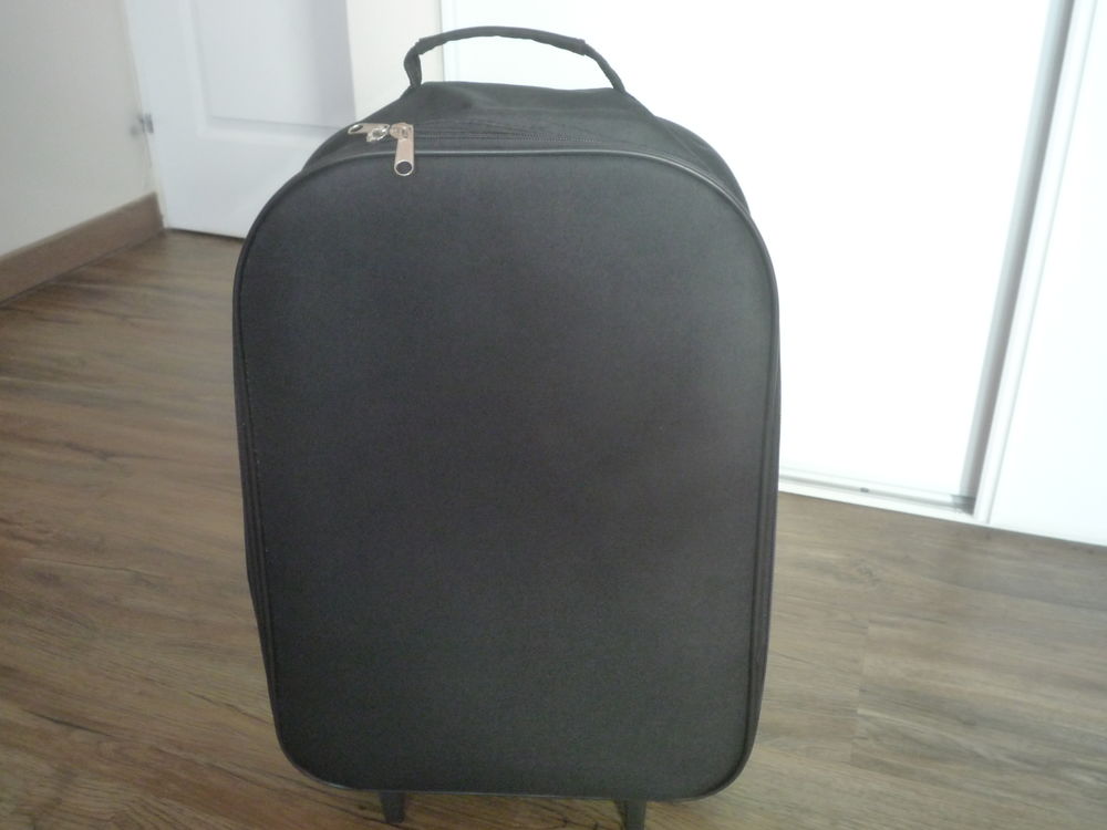 Valise avec trousse de toilette et sac reporter Maroquinerie