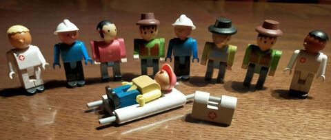 lot de petits personnages en BOIS
8 Mirecourt (88)