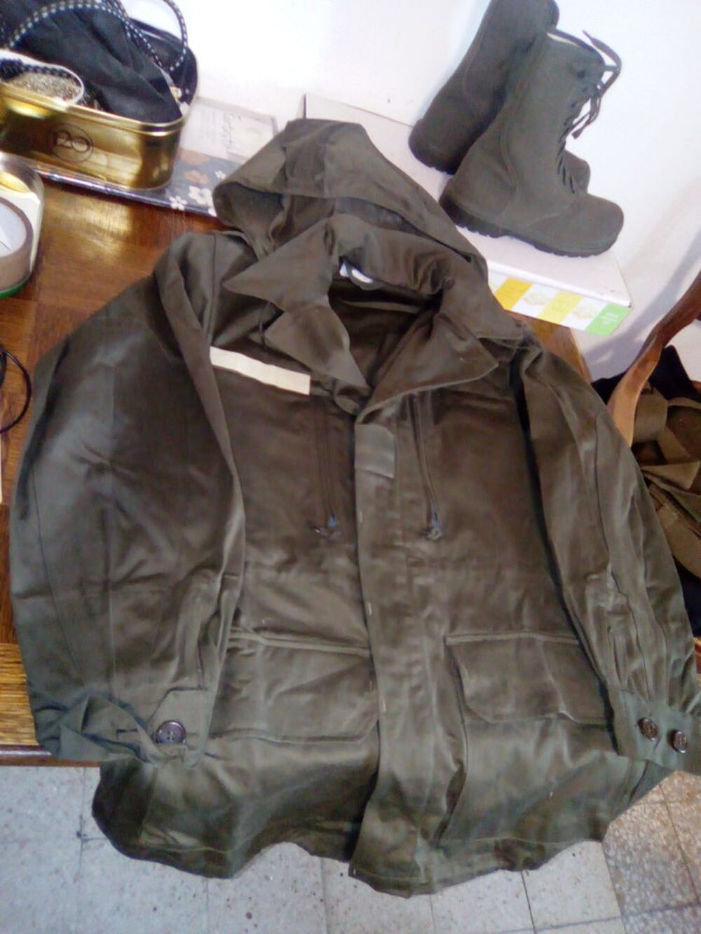 VESTE NEUVE ORIGINALE DE L'ARMEE FRANCAISE MODELE M 64 - Vêtements