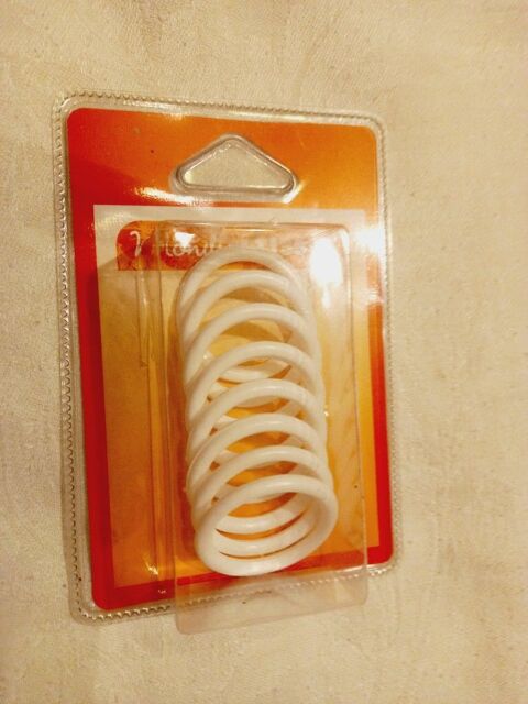 10 ANNEAUX 30X39 PLASTIQUE BLANC 1 Villiers (86)