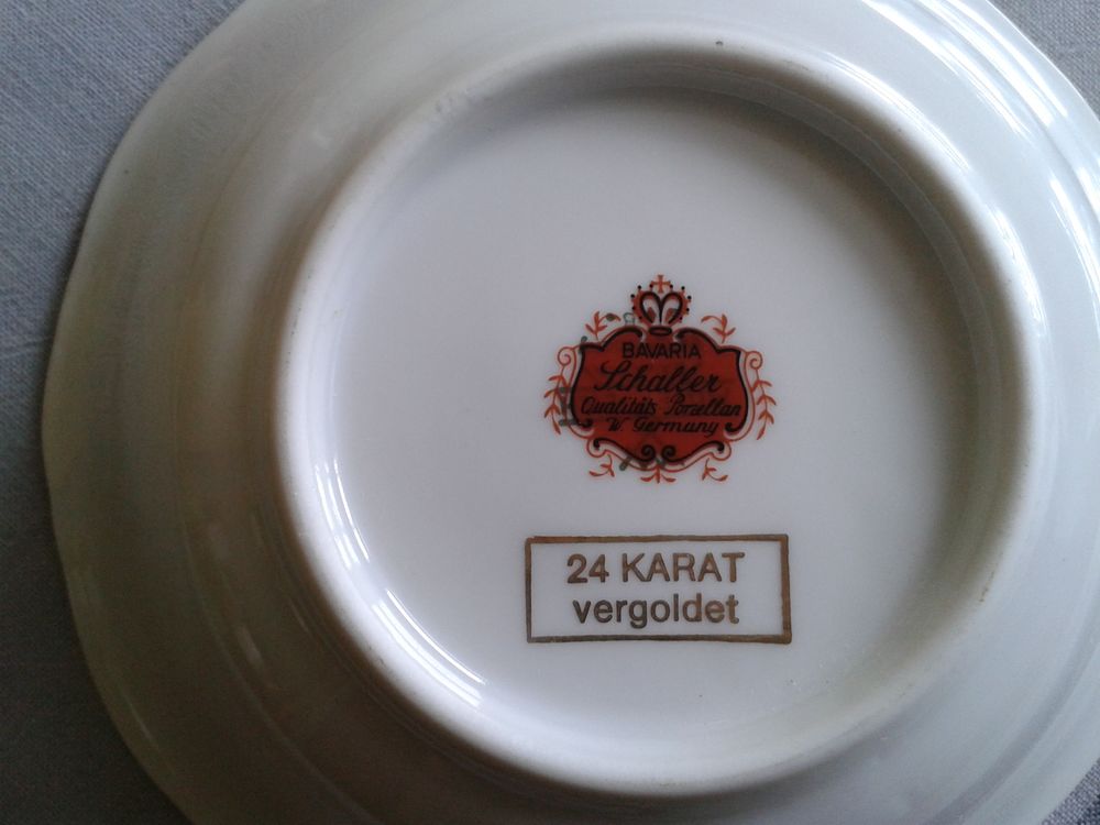 Coupe et coupelles neuves porcelaine BAVARIA d&eacute;cor or 24 K Cuisine